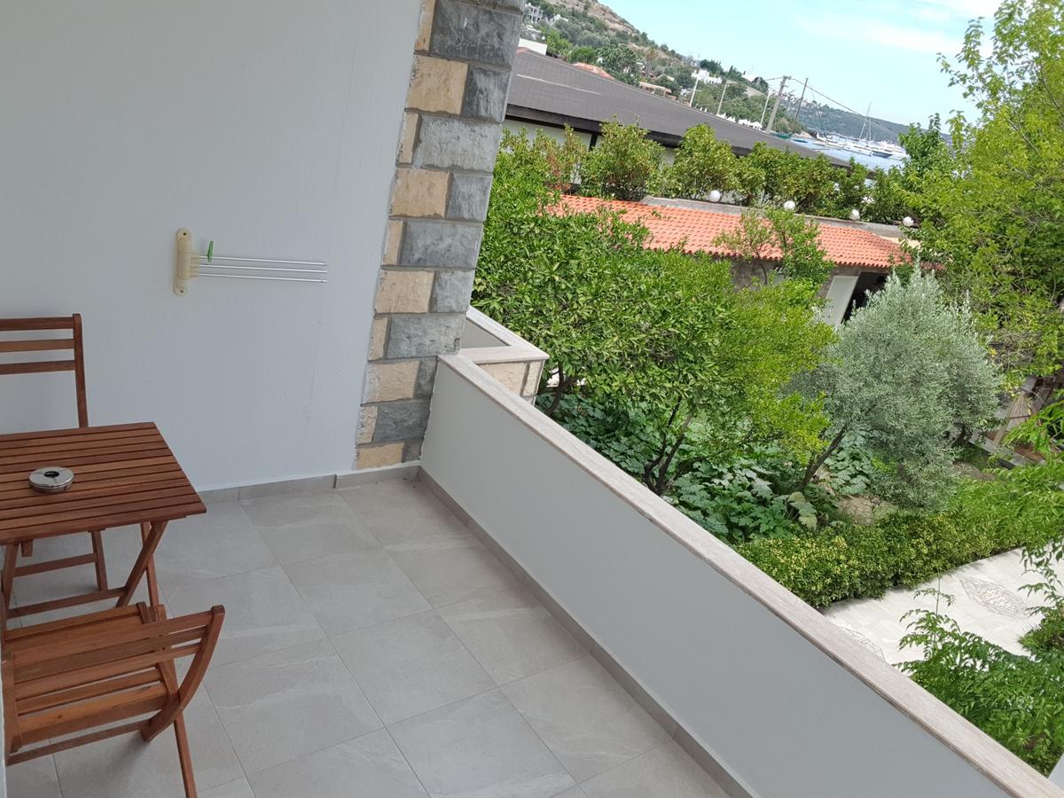 Kaptan Hotel Göltürkbükü Exterior foto